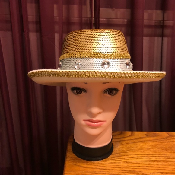 Gold Hat-vintage